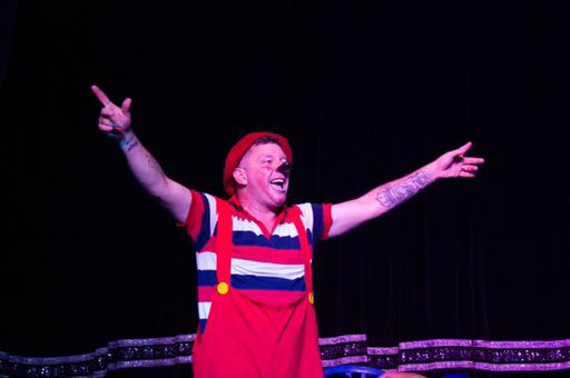 Di Cherry Circus renova temporada em Taboão da Serra com especial Natal Mágico