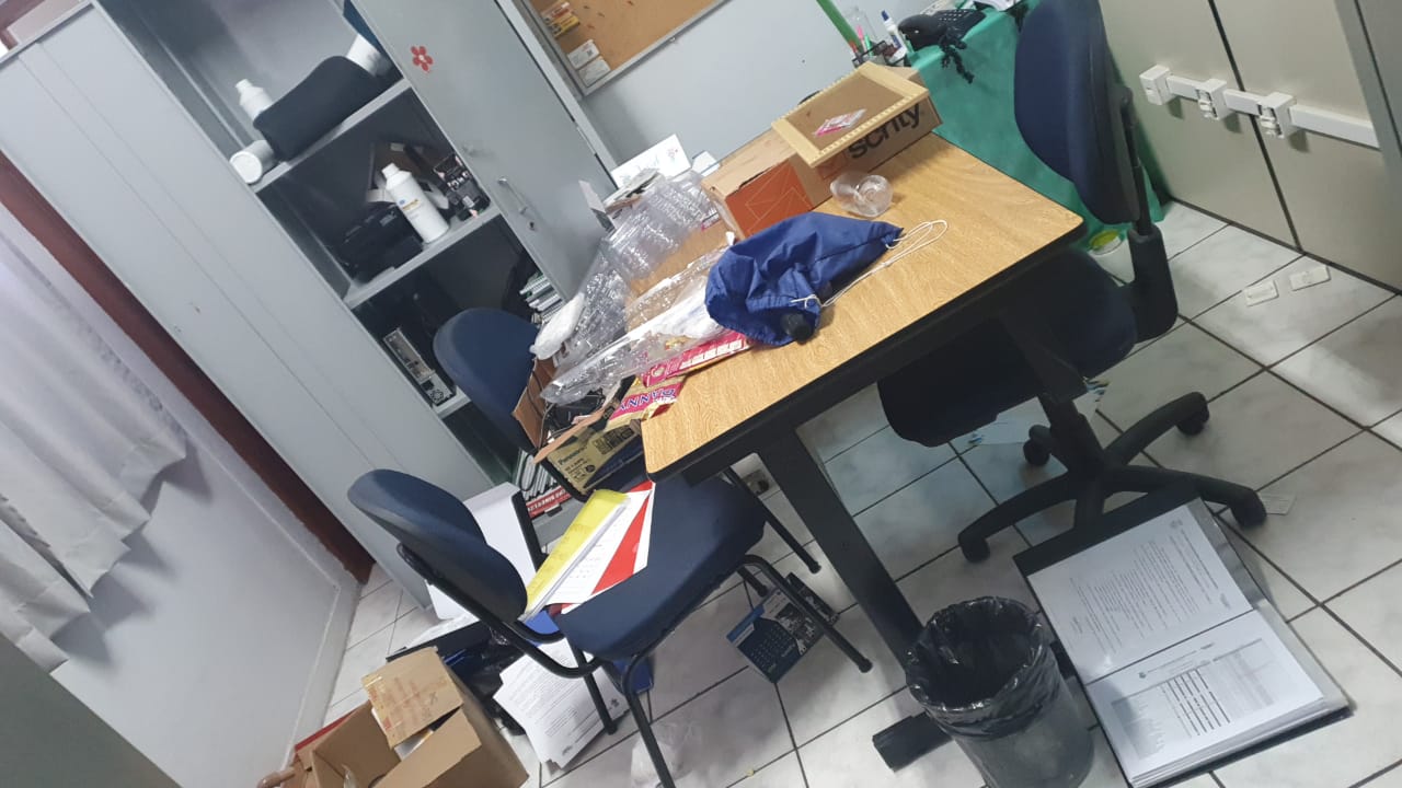 Escola do Montesano em Itapecerica é invadida por vândalos 