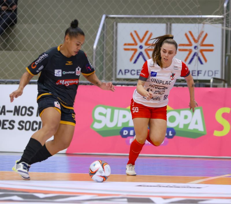 E.C. Taboão Magnus vence clássico e segue vivo na Supercopa Feminina