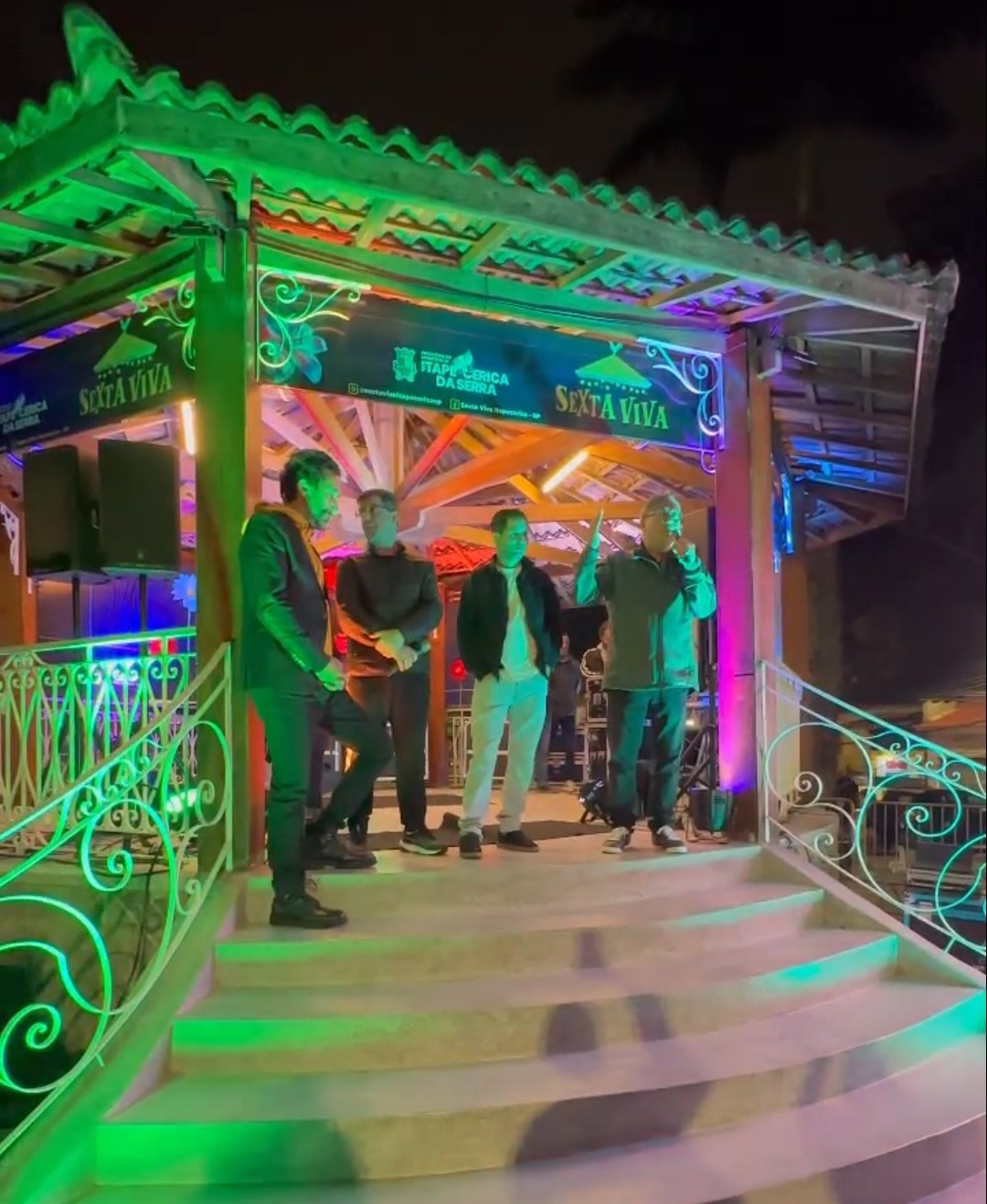 Itapecerica da Serra reforma Coreto e nas sextas proporciona gastronomia e música ao vivo