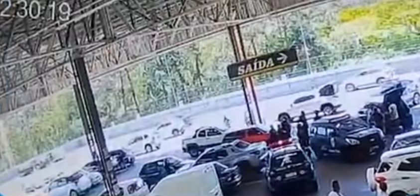 Polícia Civil de Itapecerica da Serra prende dupla em flagrante por estelionato e associação criminosa no Atacadão