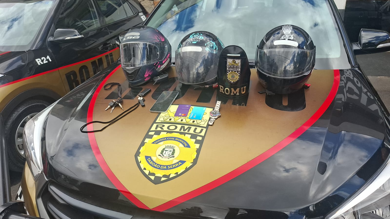 ROMU apreende motos e Rolex e prende homem por receptação no Jardim Três Marias