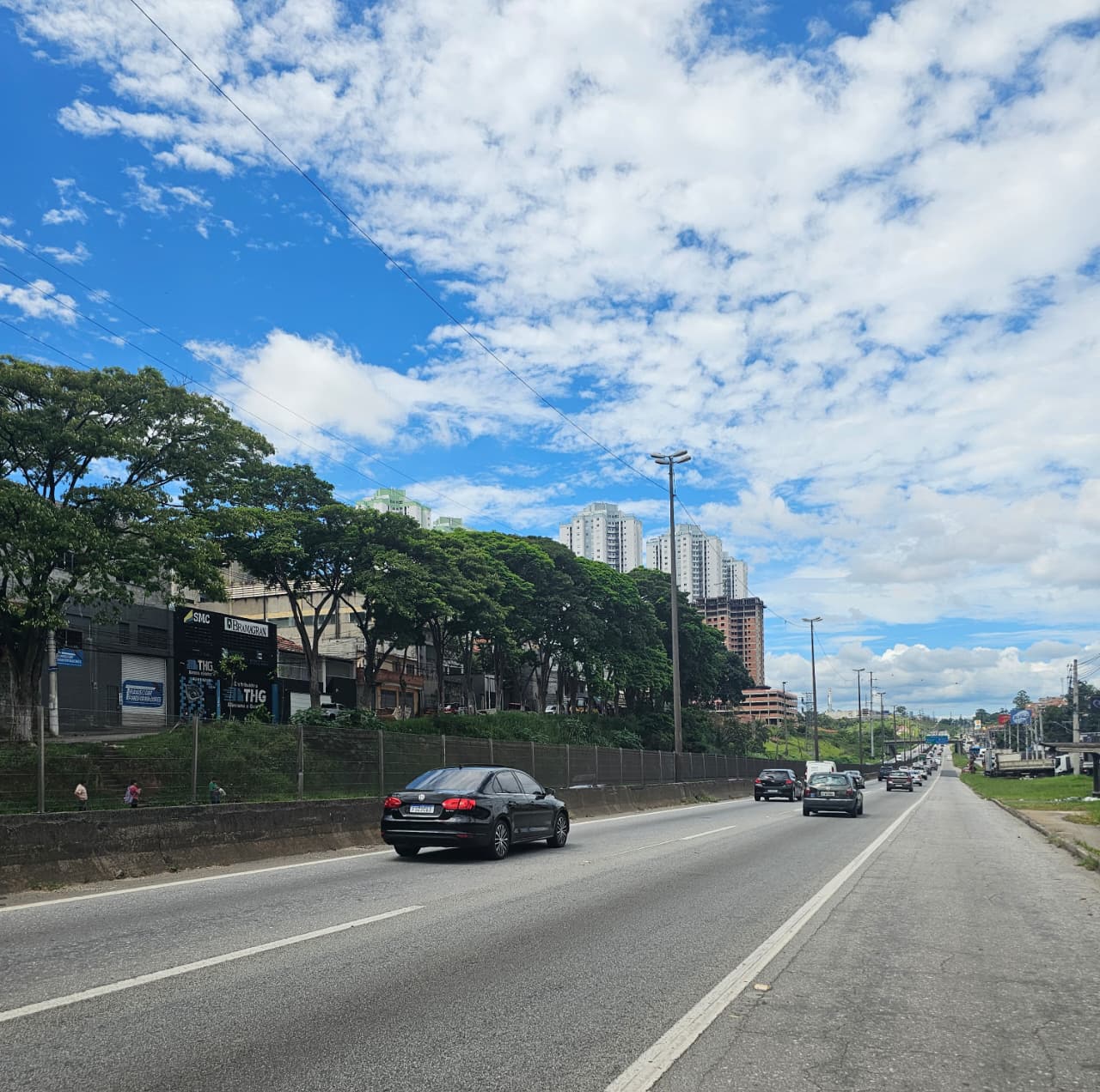 Defesa Civil emite alerta para chuvas intensas e risco de tempestades em Itapecerica, Taboão, Embu e região