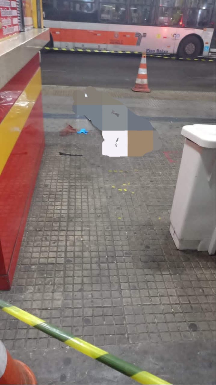 Homem é morto a facadas no Terminal da Lapa após desentendimento