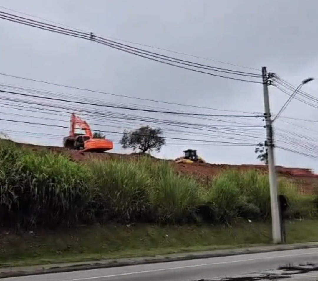 Obras do futuro Assaí Atacadista avançam na região do Valo Velho, em Itapecerica da Serra