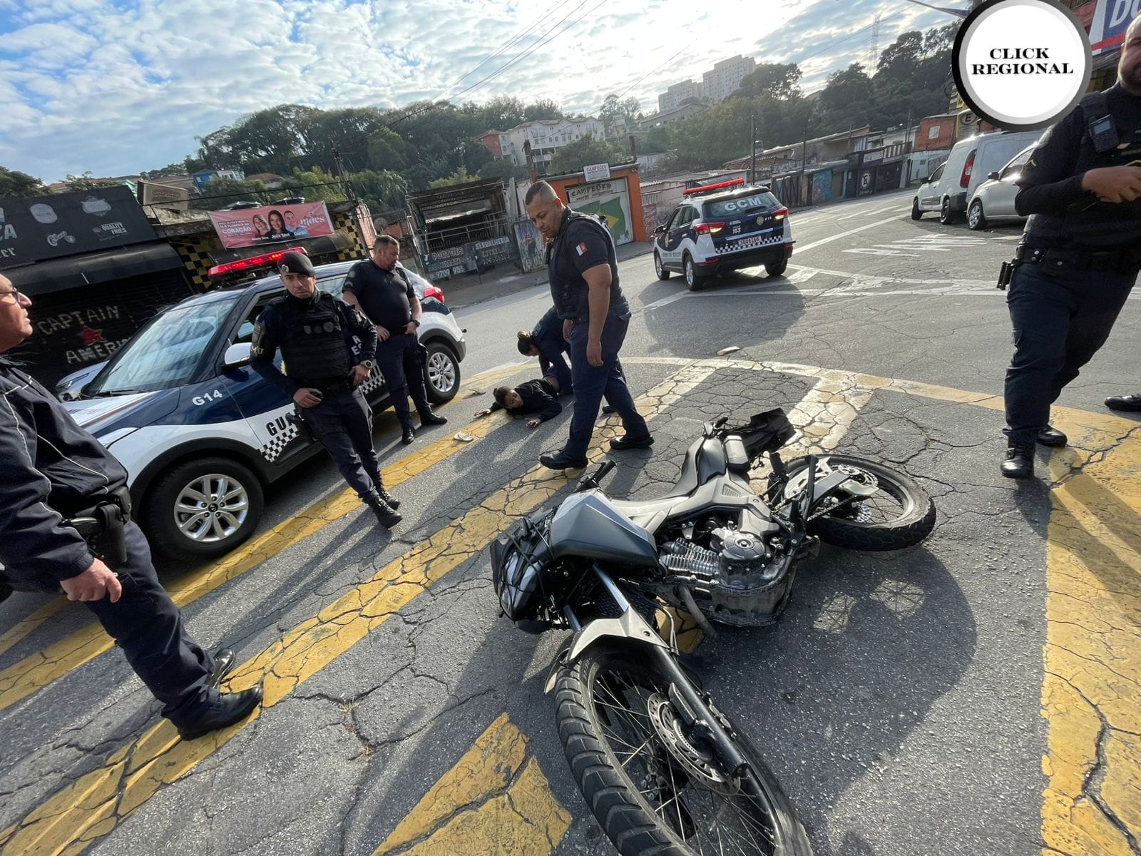 GCM de Taboão recupera motocicleta roubada e conduz mulher à delegacia por receptação no Centro